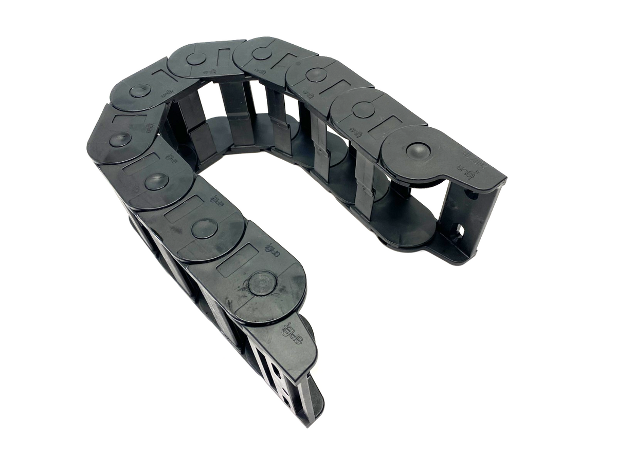 Z26.07.075.0 | Igus E-Chain Cable Carrier 9-Links 18" Overall Length - Used - Maverick Industrial Sales