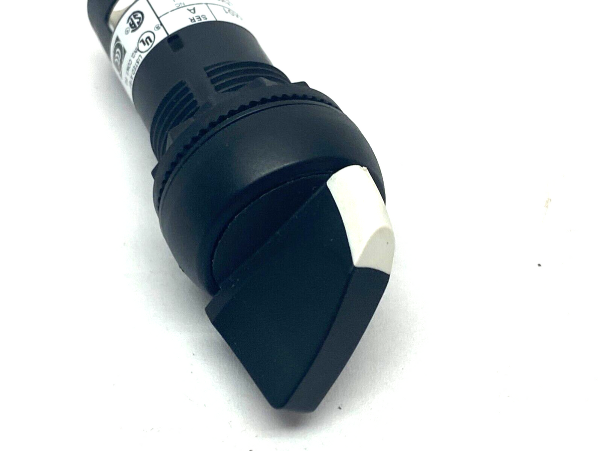 800FD-SM22X01 | Allen Bradley Ser A Knobbed Selector Switch 2-Pos Black Maintained - Used - Maverick Industrial Sales
