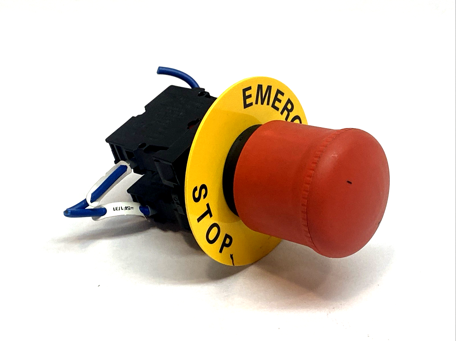 M22-PV | Eaton Emergency Stop Push Button - Used - Maverick Industrial Sales