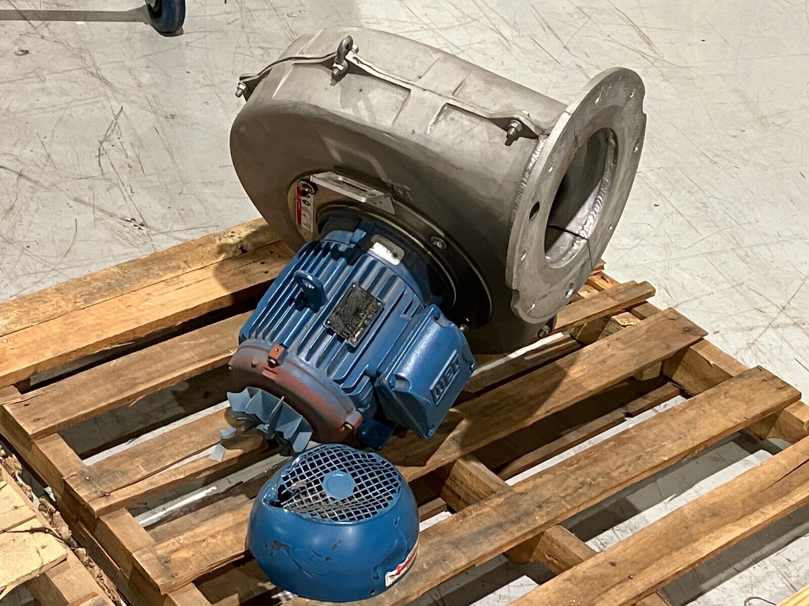 PB-15A | Aerco Centrifugal Pressure Blower R00536ET3E184TC-W22 DAMAGED MOTOR - For parts or not working - Maverick Industrial Sales