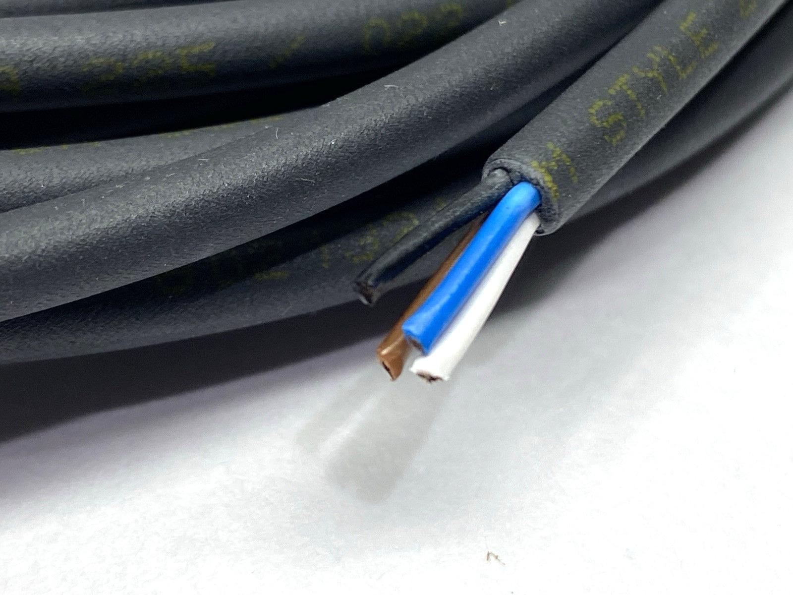 Lumberg Automation RKMV4-225/5M Single-Ended Cordset M8 Female 700000405 - New – Open box - Maverick Industrial Sales