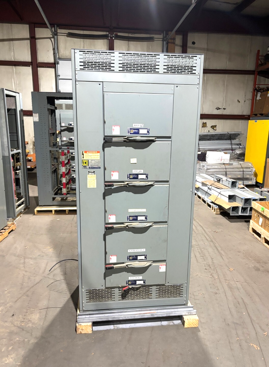 Square D QED 2 Power Style Switchboard, 3000A, (2) QMB367W, QMB365W, QMB366W - Maverick Industrial Sales