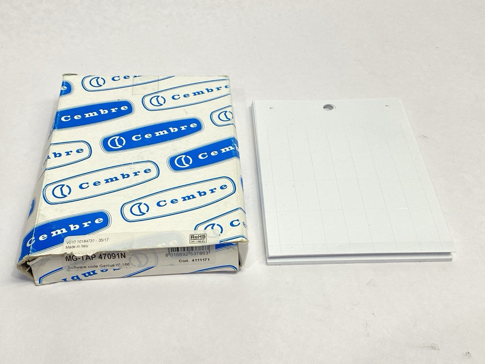 47091N | Cembre Tags For Cables And Components Pre Cut QTY OF 476 - New – Open box - Maverick Industrial Sales