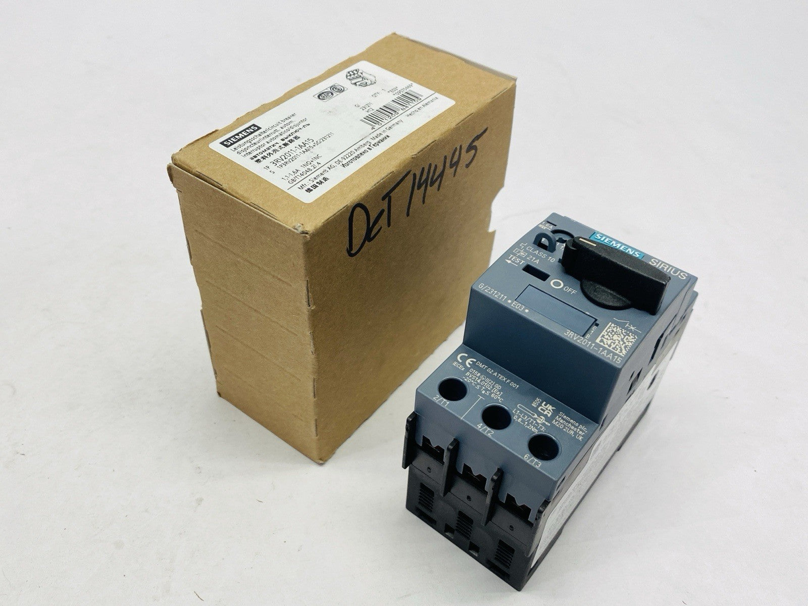 Siemens 3RV2011-1AA15 Sirius Motor Protection Circuit Breaker 1.1-1.6A 600V - Maverick Industrial Sales