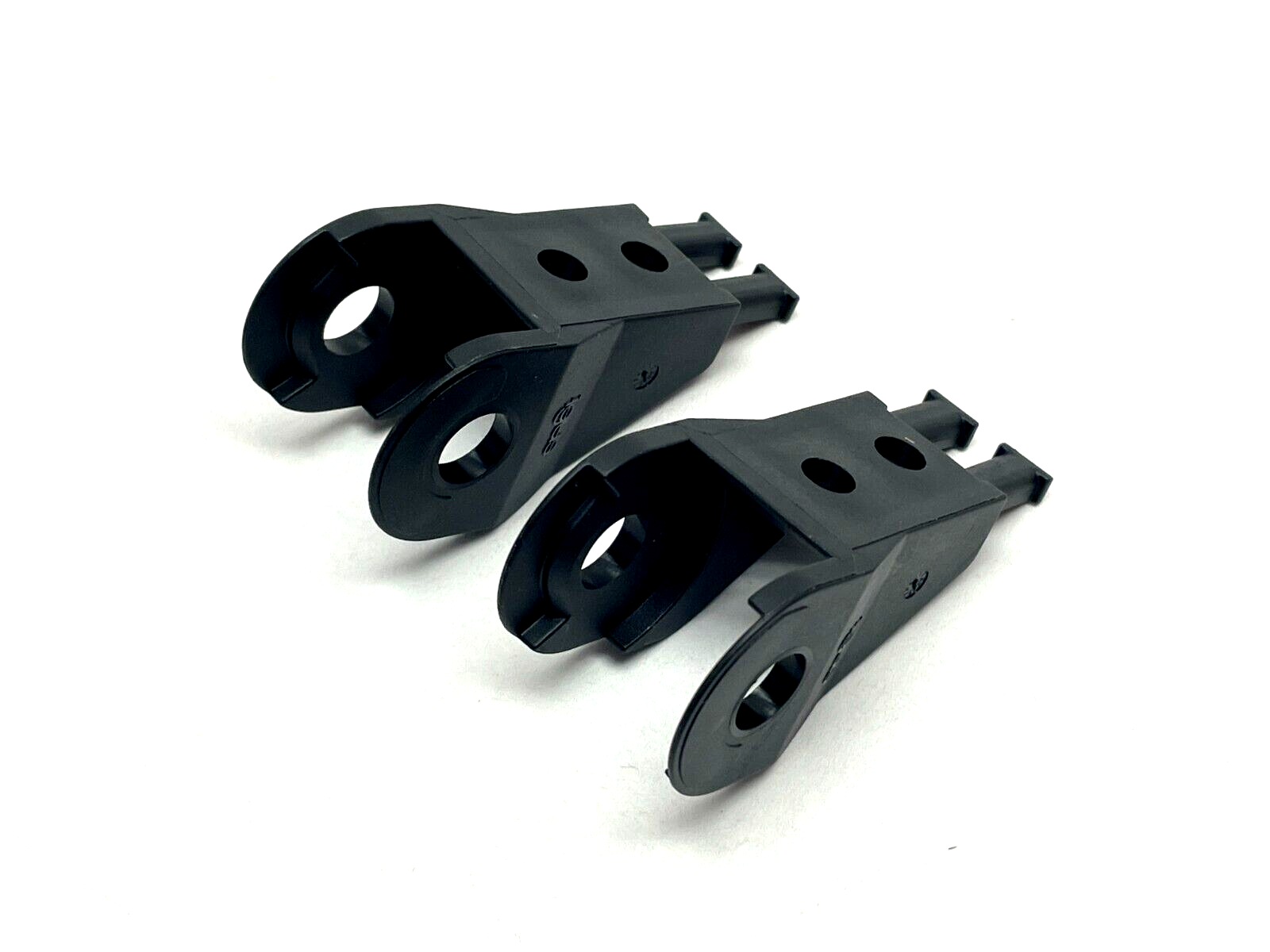 14015-3PZ | Igus Mounting Bracket for Fixed End LOT OF 2 - New – Open box - Maverick Industrial Sales