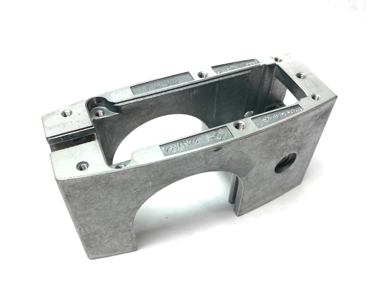 Bosch Rexroth 3842557908 Drive Casing BA BS 2/R+C - Maverick Industrial Sales