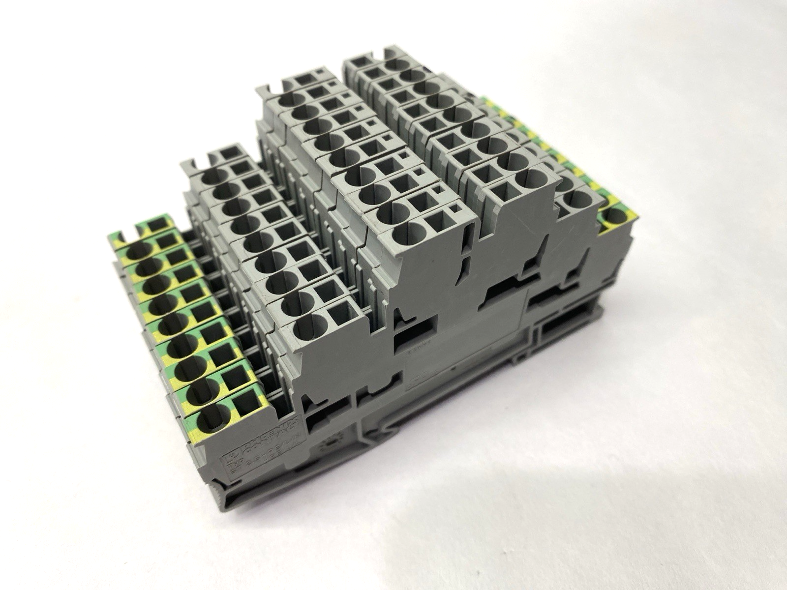 Phoenix Contact ST 2,5-PE/L/N Multi-Level Terminal Block 3036084 LOT OF 10 - Maverick Industrial Sales