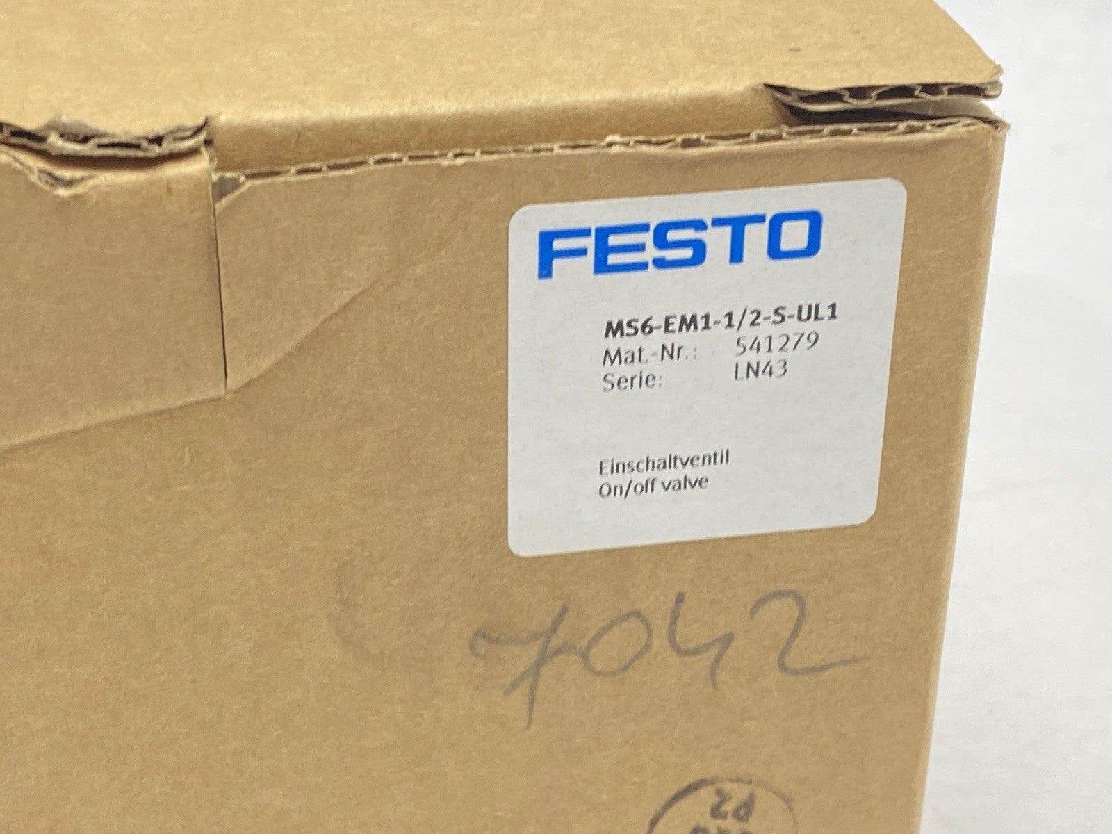 Festo MS6-EM1-1/2-S-UL1 Manual On/Off Valve, Rotary, w/ Silencer 541279 - Maverick Industrial Sales