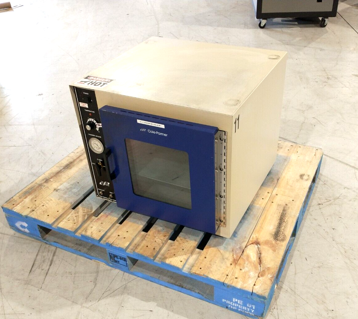 Cole-Parmer G05053-20 Laboratory Vacuum Oven, 120V, 1600W, 13.3A - Used - Maverick Industrial Sales