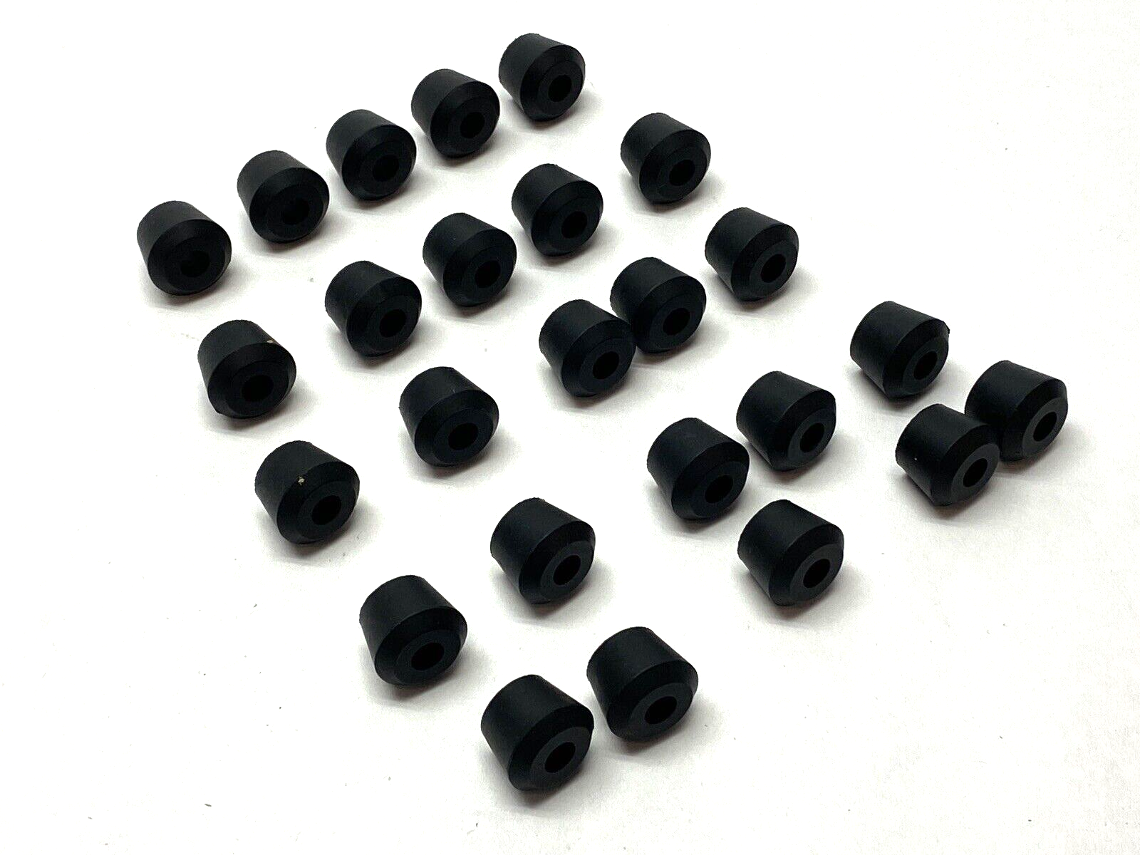 SRB-105 | Remke Single Hole Round Cable Neoprene Bushing LOT OF 25 - New – Open box - Maverick Industrial Sales