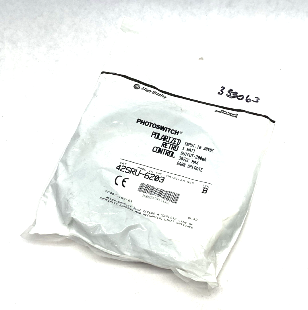 Allen Bradley 42SRU-6203 Ser. B PHOTOSWITCH Photoelectric Retro-Refl. Sensor - Maverick Industrial Sales