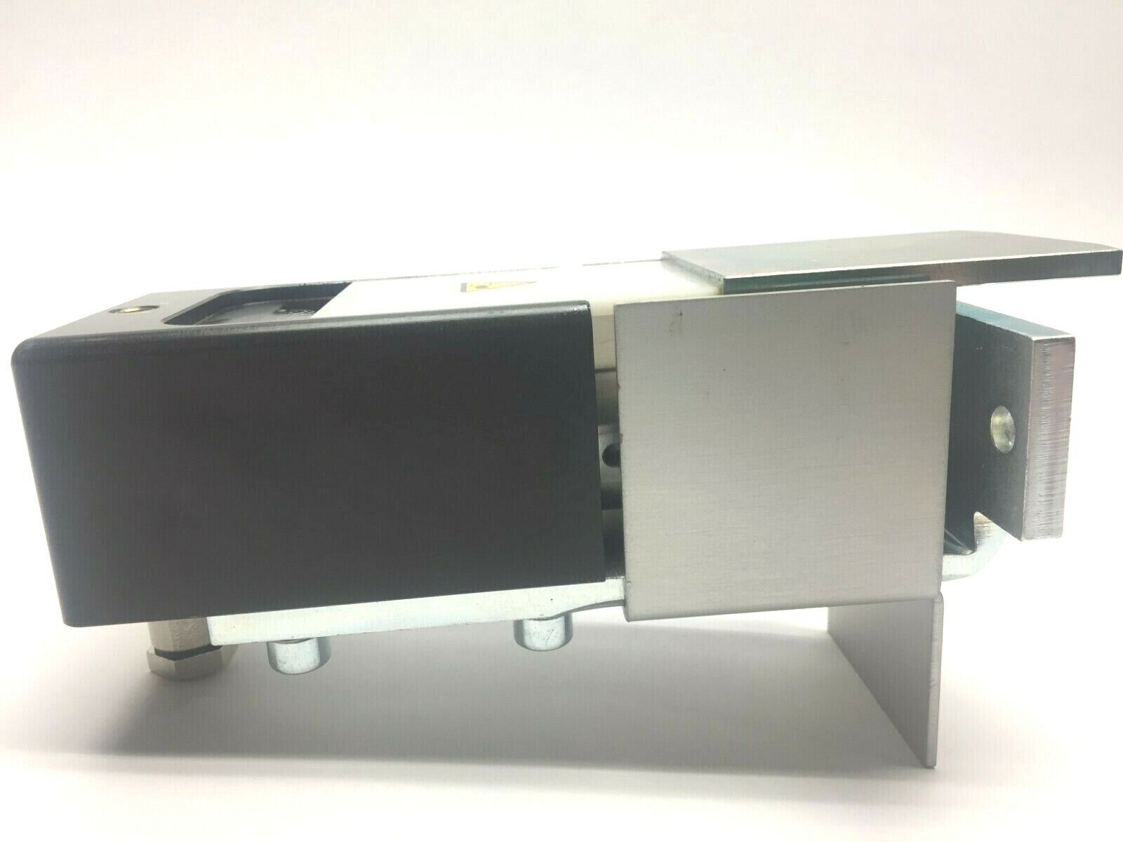 Rexroth 3 842 525 733 Pneumatic Stop Gate DA2/100-B - Used - Maverick Industrial Sales