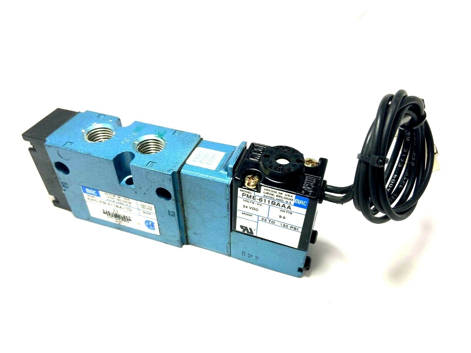 825C-PM-611BA-552 | Mac Valves 5/3 Closed Center Valve With PME-611BAAA Pilot - Used - Maverick Industrial Sales