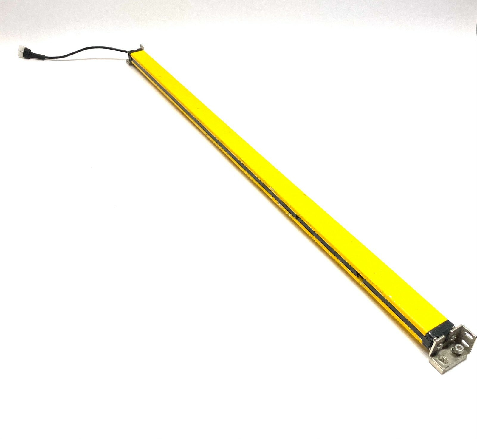 Sanil SMB-24B Area Sensor - For parts or not working - Maverick Industrial Sales