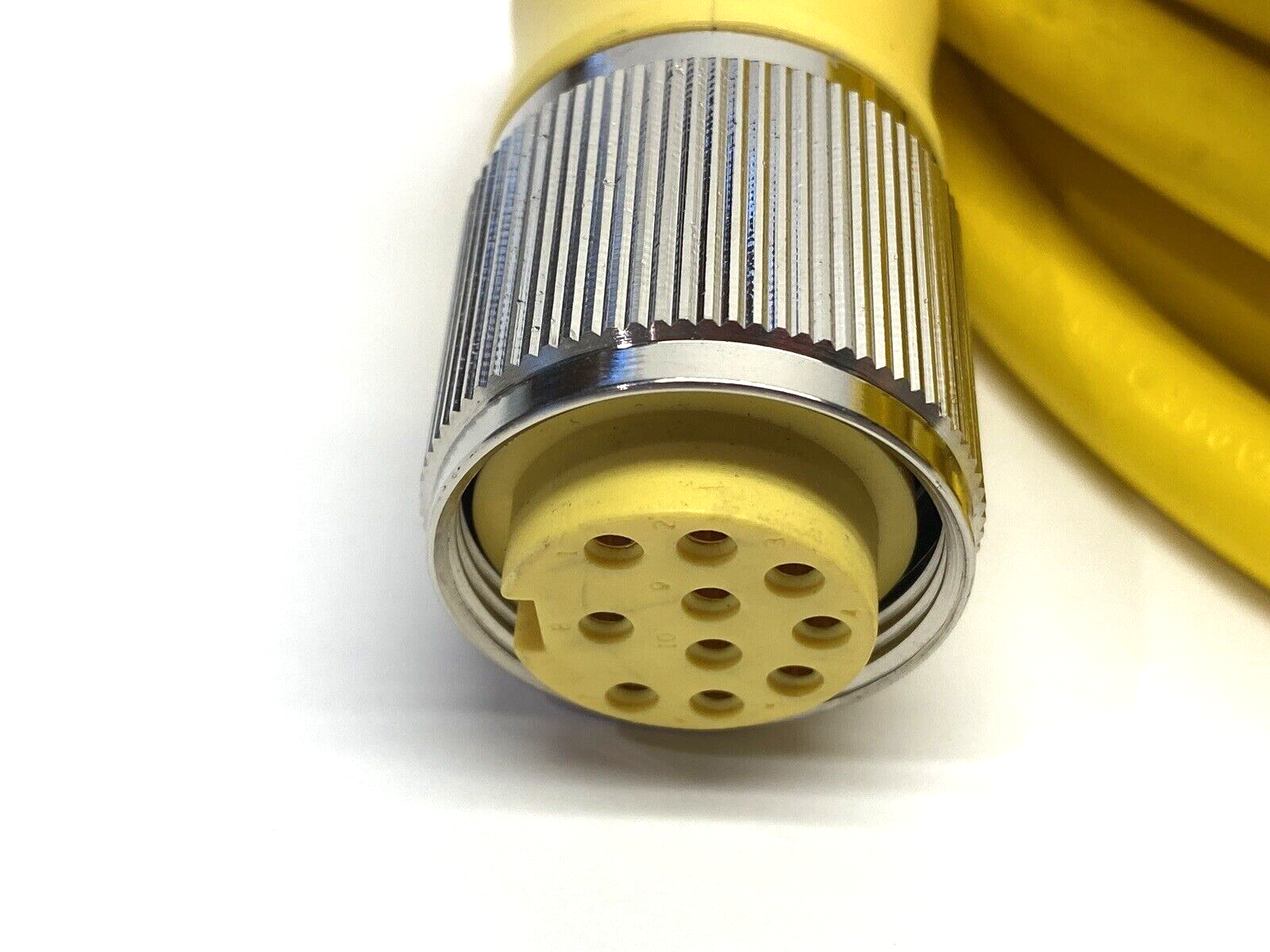 MIN-10MFPX-30 | Mencom MIN M/F 1-1/8" Extension Cordset 30' - New Other - Maverick Industrial Sales