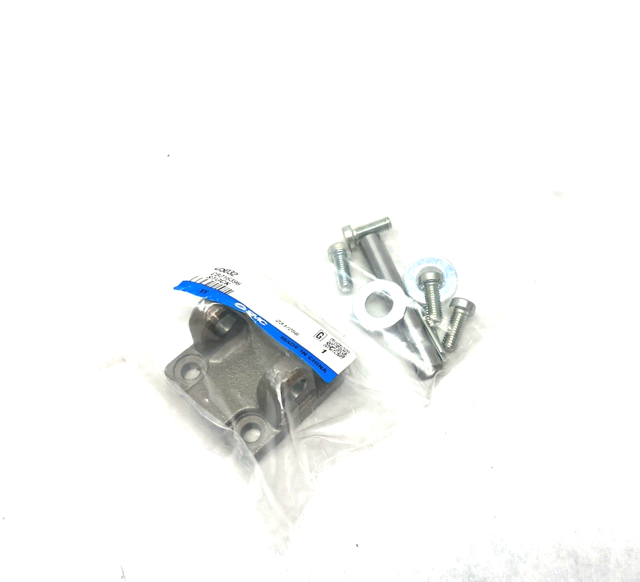 D5032 | SMC Double Rear Clevis, Mounting Accessory C95/C96 Tie-Rod - New - Maverick Industrial Sales