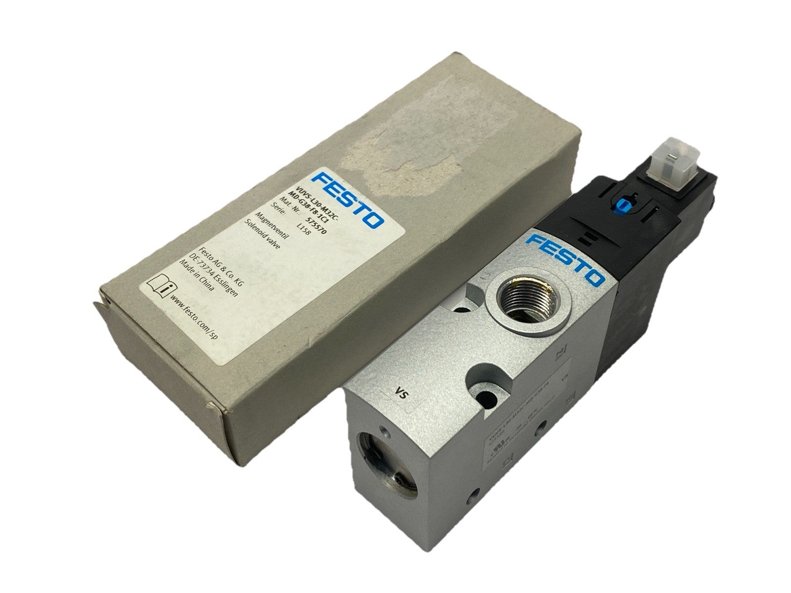 Festo VUVS-L30-M32C-MD-G38-F8-1C1 Pneumatic Solenoid Valve 575570 - Maverick Industrial Sales