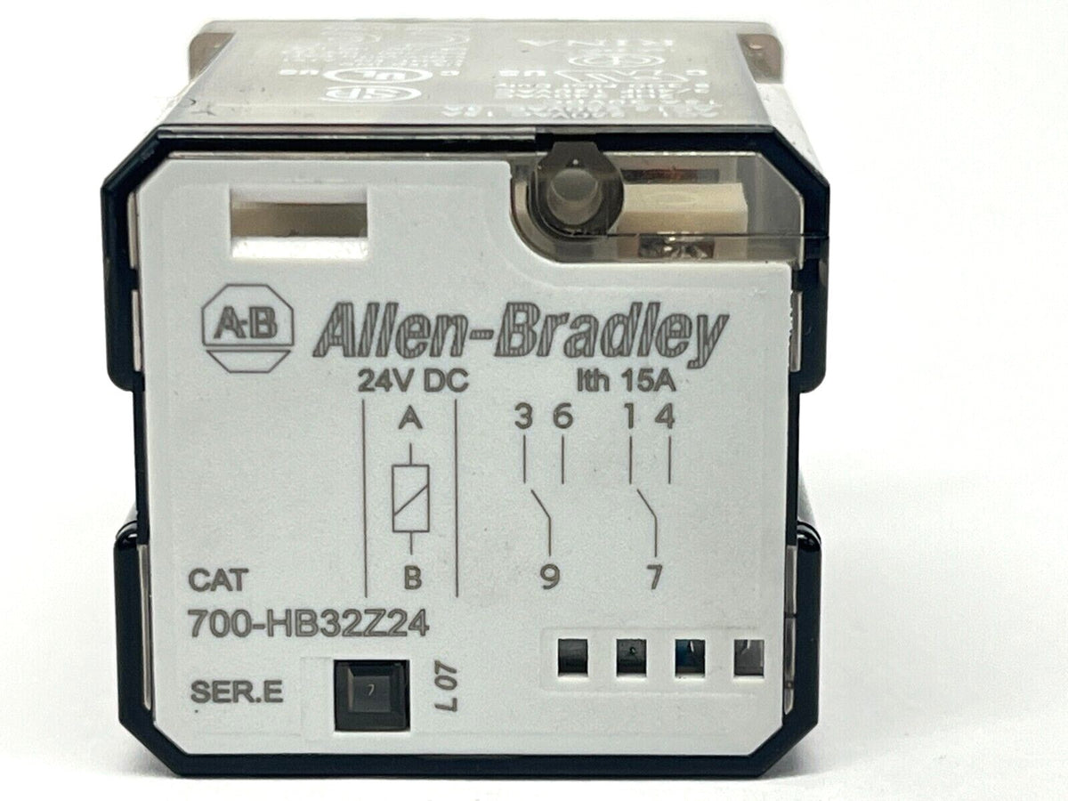 700-HB32Z24,700-HN153 | Allen Bradley 700-HB32Z24 Ser. E Relay w/ 700-HN153 Ser. B Relay Base- Used - Maverick Industrial Sales
