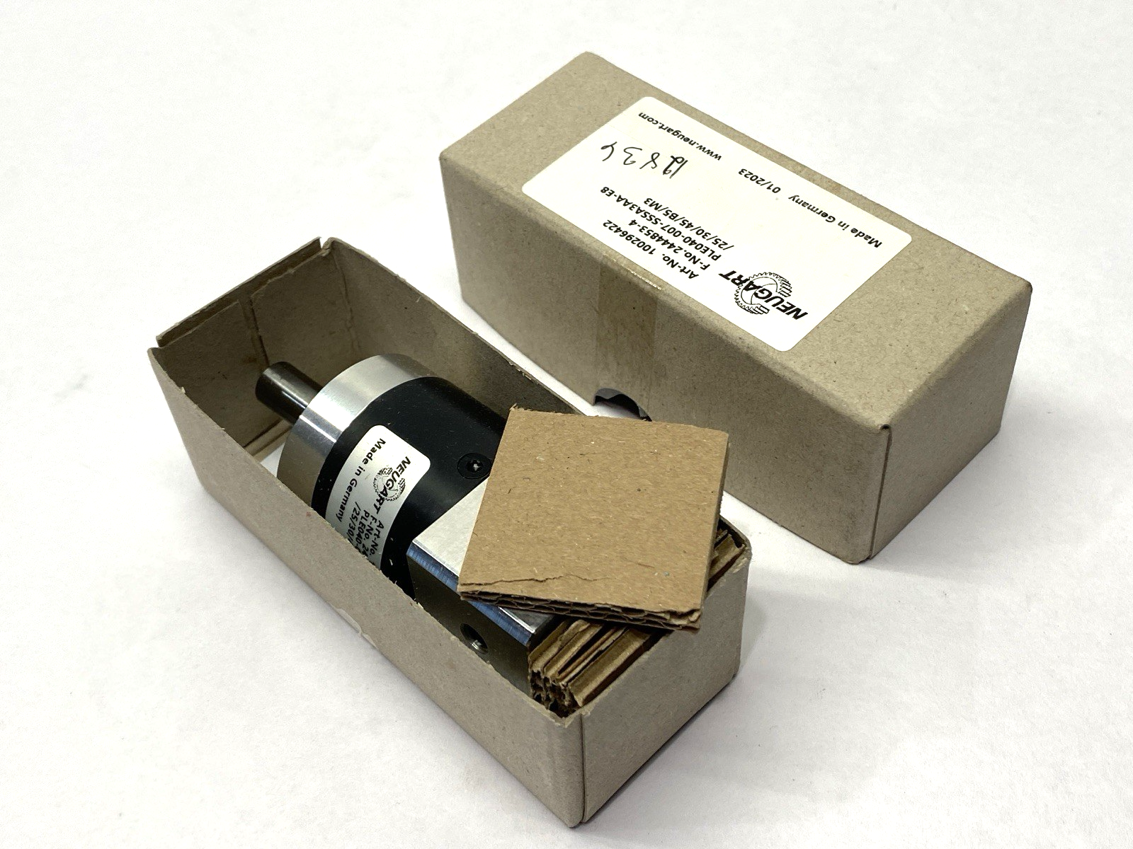 Neugart PLE040-007-SSSA3AA-E8/25/30/45/B5/M3 Planetary Gear Motor 100296422 - New – Open box - Maverick Industrial Sales