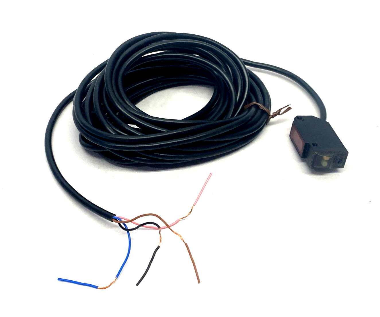 Omron E3V3-R61 Built-In Amplifier Photoelectric Sensor 12-24VDC 2m Cable - Maverick Industrial Sales