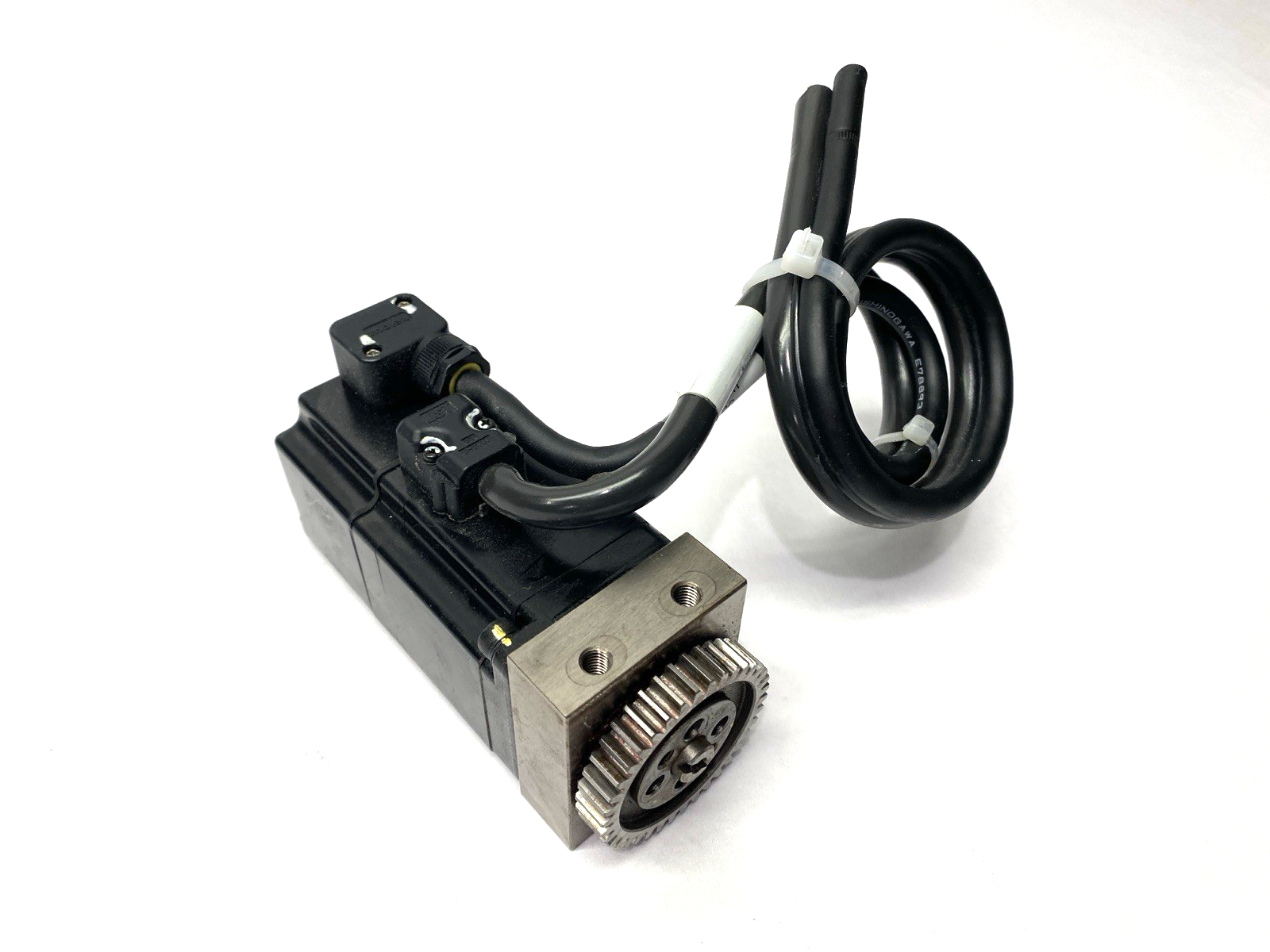 Yaskawa SGMAS-01A2A-FJ12 Servo Motor 200V 100W - Maverick Industrial Sales