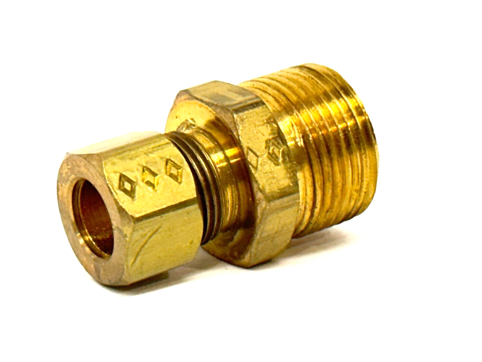 3/8" OD Compression Tube x 1/2" MNPT Adaptor Brass - New – Open box - Maverick Industrial Sales