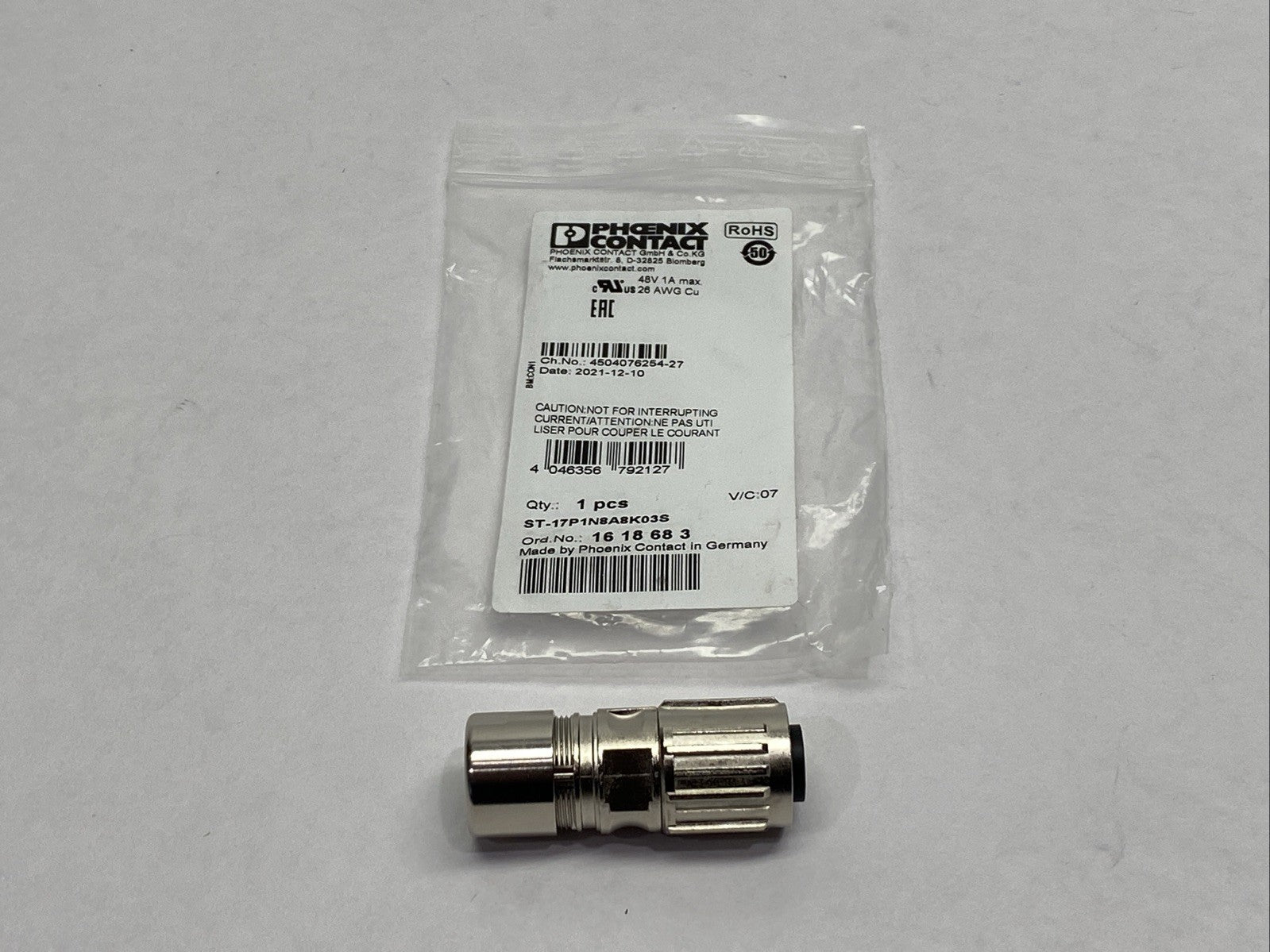 Phoenix Contact ST-17P1N8A8K03S Cable Connector 1618683 - New – Open box - Maverick Industrial Sales