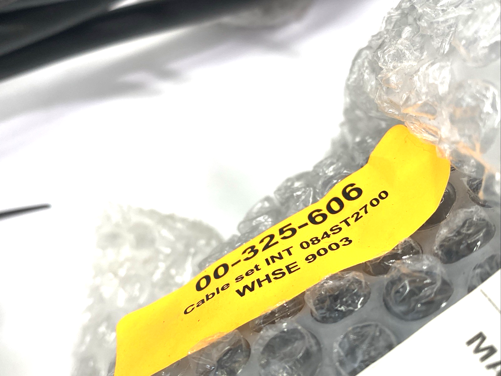 Kuka INT 084ST2700 Complete Internal Cable Set 325606 00-325-606 - New – Open box - Maverick Industrial Sales