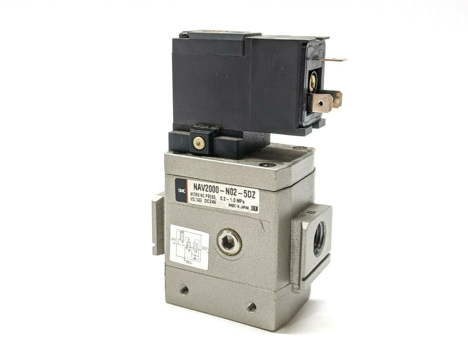 NAV2000-N02-5DZ | SMC Soft Start Up Valve 1/4" NPT - Used - Maverick Industrial Sales