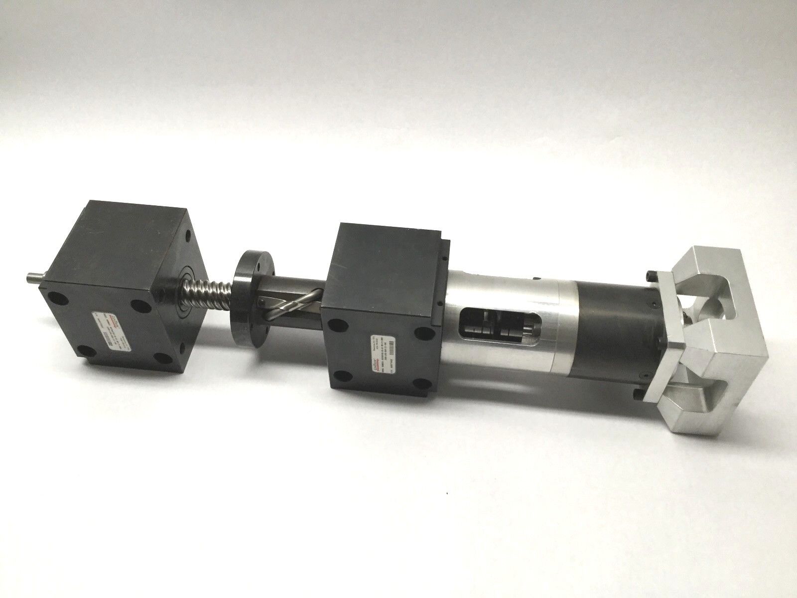 LinTech Ball Screw & Neugart RS100100-S5-N1-W0-F1-M00-C000-E00-B00-L5-100 PLE 80 - New – Open box - Maverick Industrial Sales