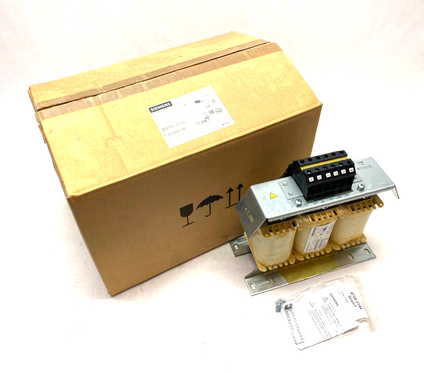 Siemens 6SL3202-0AE23-8CA0 SINAMICS Output Reactor 380-480V - Maverick Industrial Sales