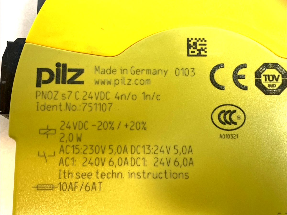 PNOZ s7 C | Pilz Contact Expansion Relay 24VDC 4NO 1NC DIN Rail 751107 - Used - Maverick Industrial Sales