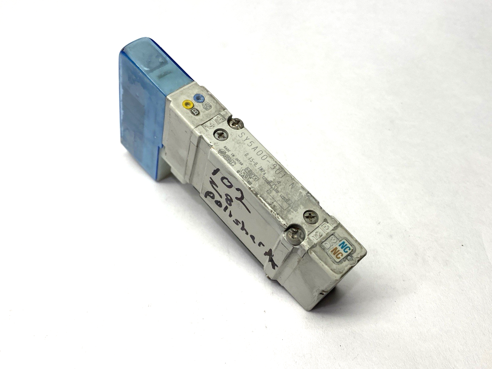 SY5A00-5U1-NA | SMC Pneumatic Solenoid Valve DAMAGED - Used - Maverick Industrial Sales