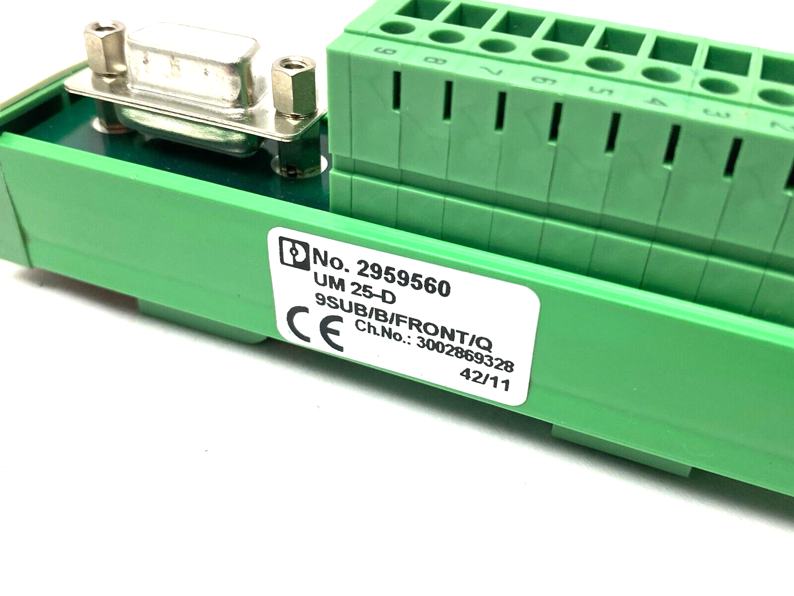 Phoenix Contact 2959560 SLIM LINE Termination Board UM 25-D 9SUB/B/FRONT/Q - New – Open box - Maverick Industrial Sales