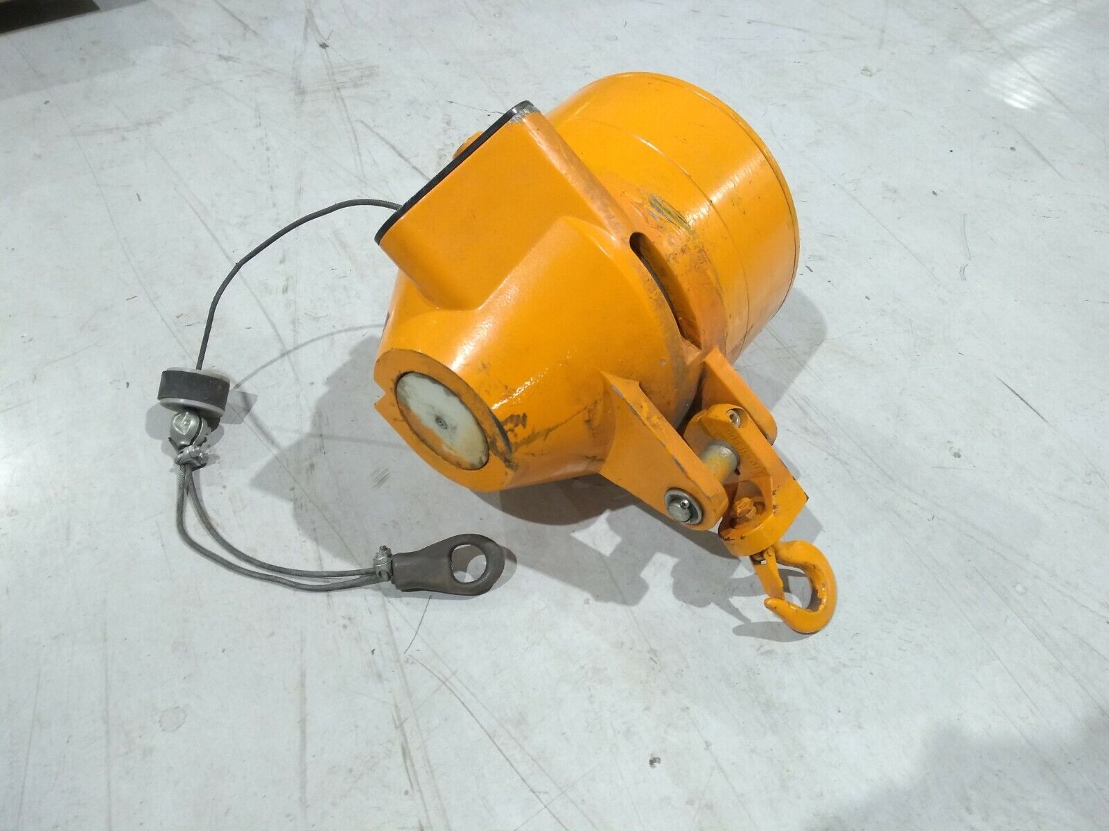 Type 7261 | Kromer Type 7261 Heavy Duty Zero Gravity Tool Balancer 150.0 - 300.0 kg - Used - Maverick Industrial Sales