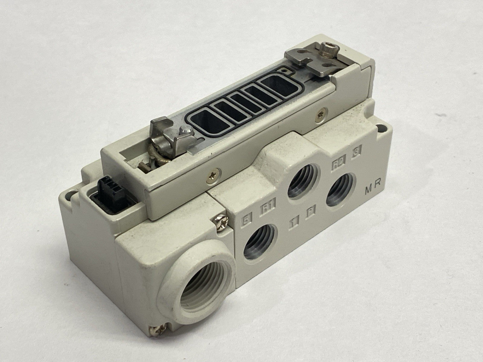 VQ2100-51-02T | SMC Pneumatic Control Valve Base - Used - Maverick Industrial Sales