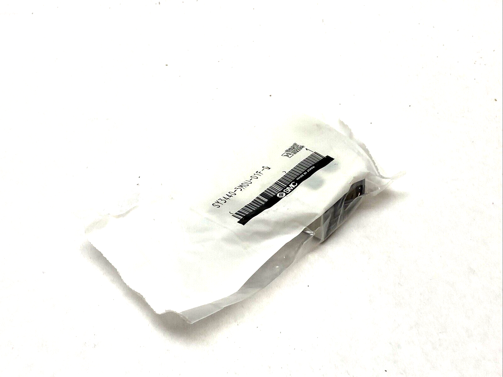 SY3440-5MOU-01F-Q | SMC Double Solenoid Valve w/ Subplate - New - Maverick Industrial Sales