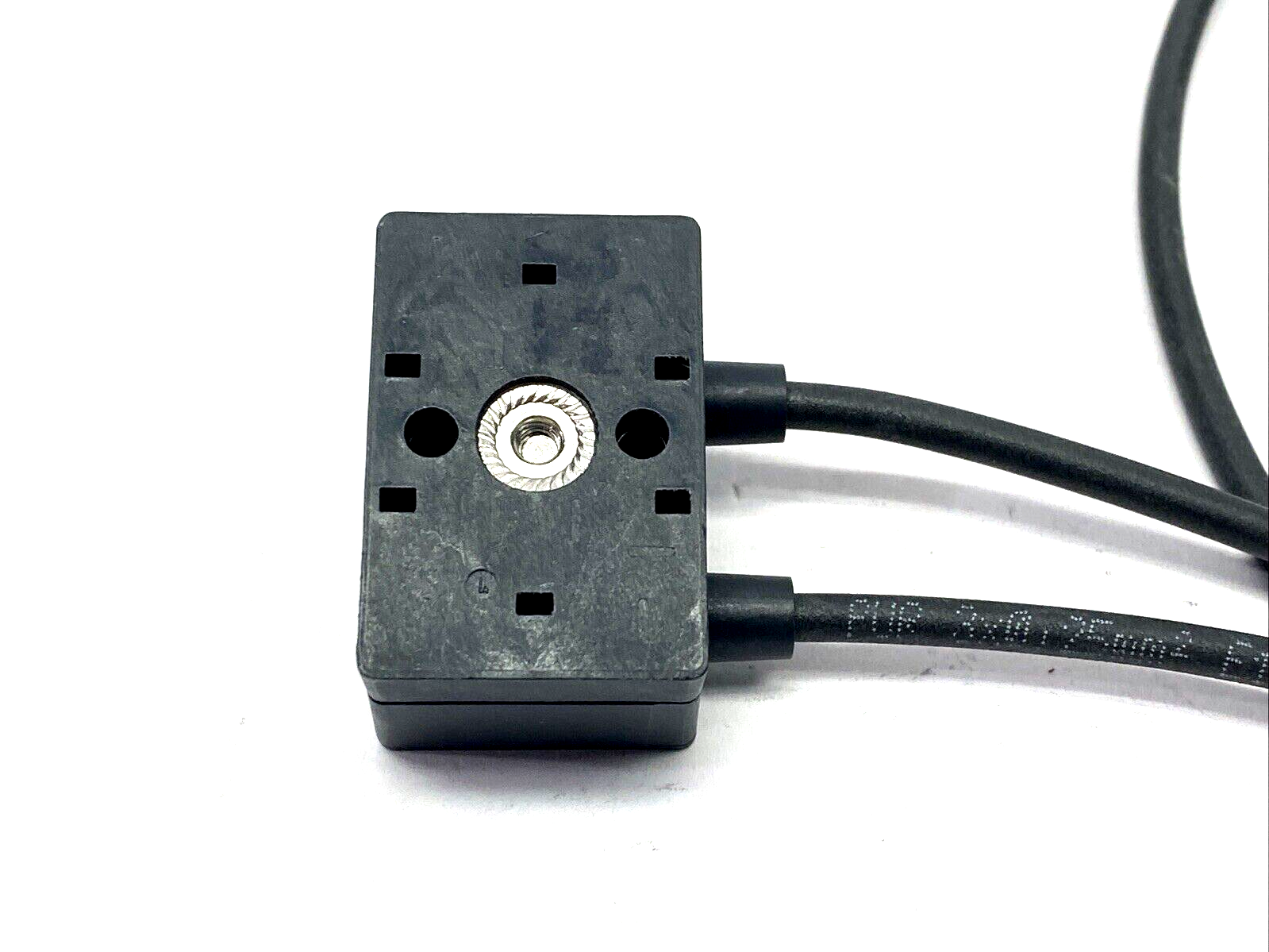 245612, VBA-1E1A-G10-ZAL/E2L-1M-2V3-G | Pepperl+Fuchs VBA-1E1A-G10-ZAL/E2L-1M-2V3-G AS-i Module 245612 MISSING SCREW - Used - Maverick Industrial Sales