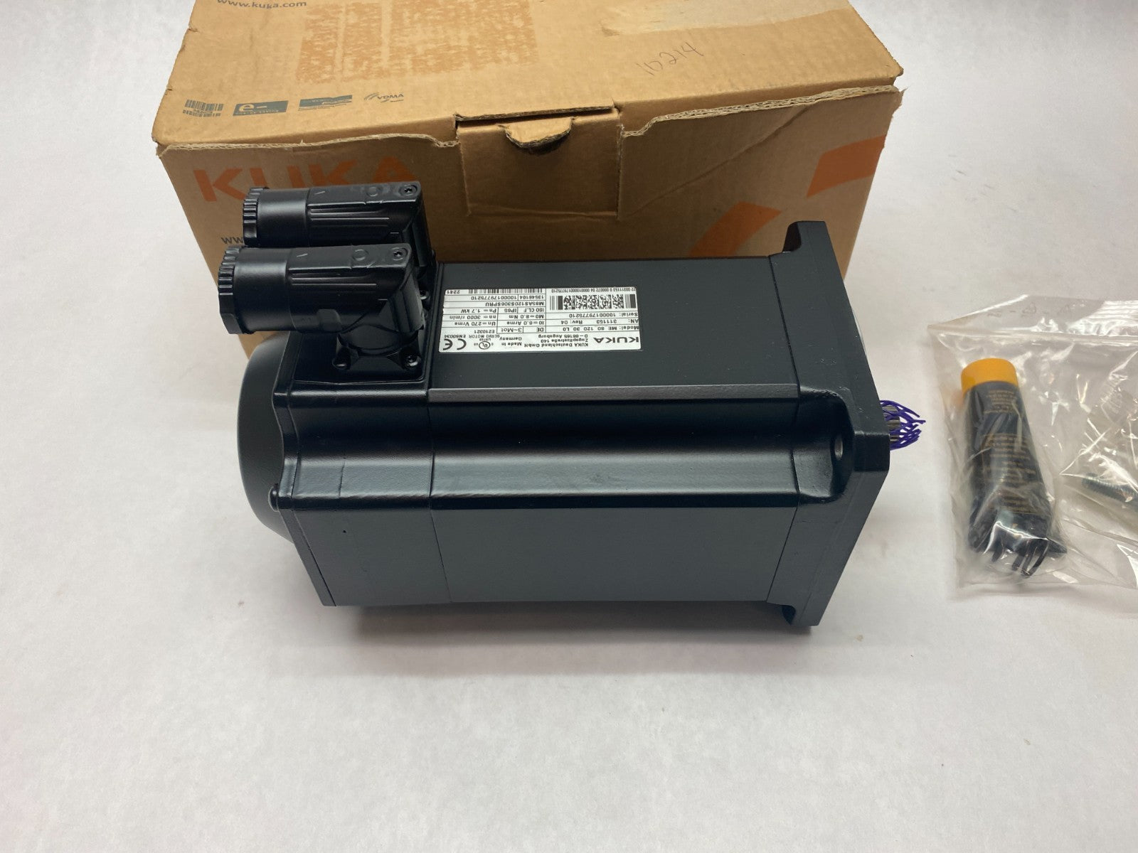 Kuka 00-336-054 EP Servo Motor 1,7kW L0 ME, ME_80_120_30_L0 - New – Open box - Maverick Industrial Sales