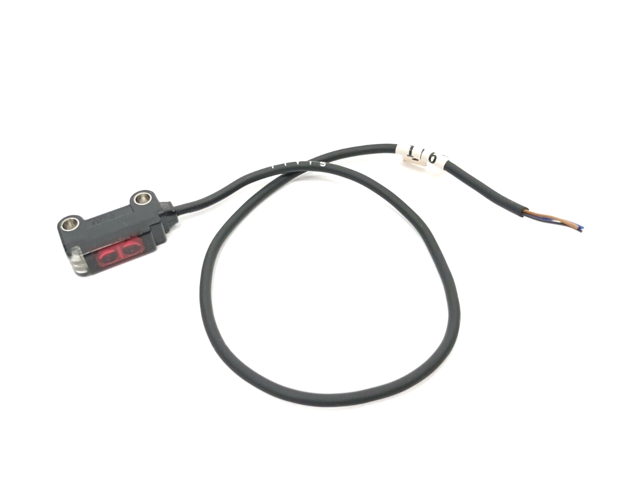 Omron E3T-SL22M Ultracompact Photoelectric Sensor, 5-30mm Sensing, NPN - Used - Maverick Industrial Sales