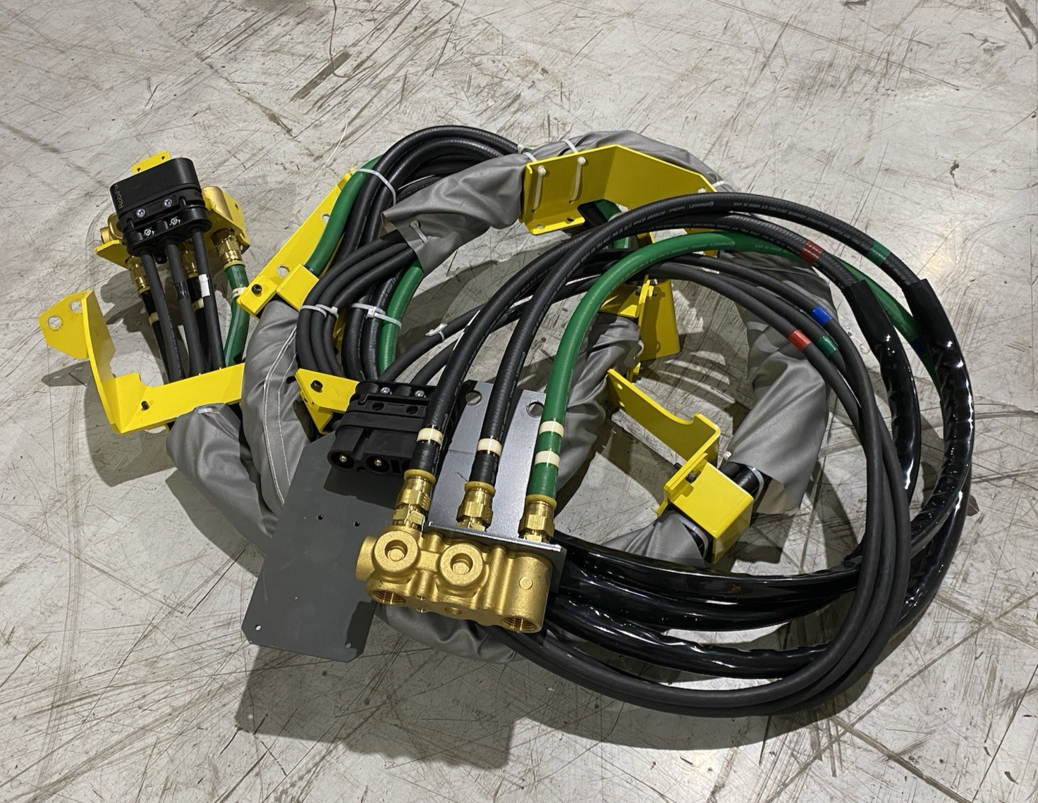 Fanuc Robotic Welding Hose+Power Cable Dresspack Assembly, Robifix - Maverick Industrial Sales