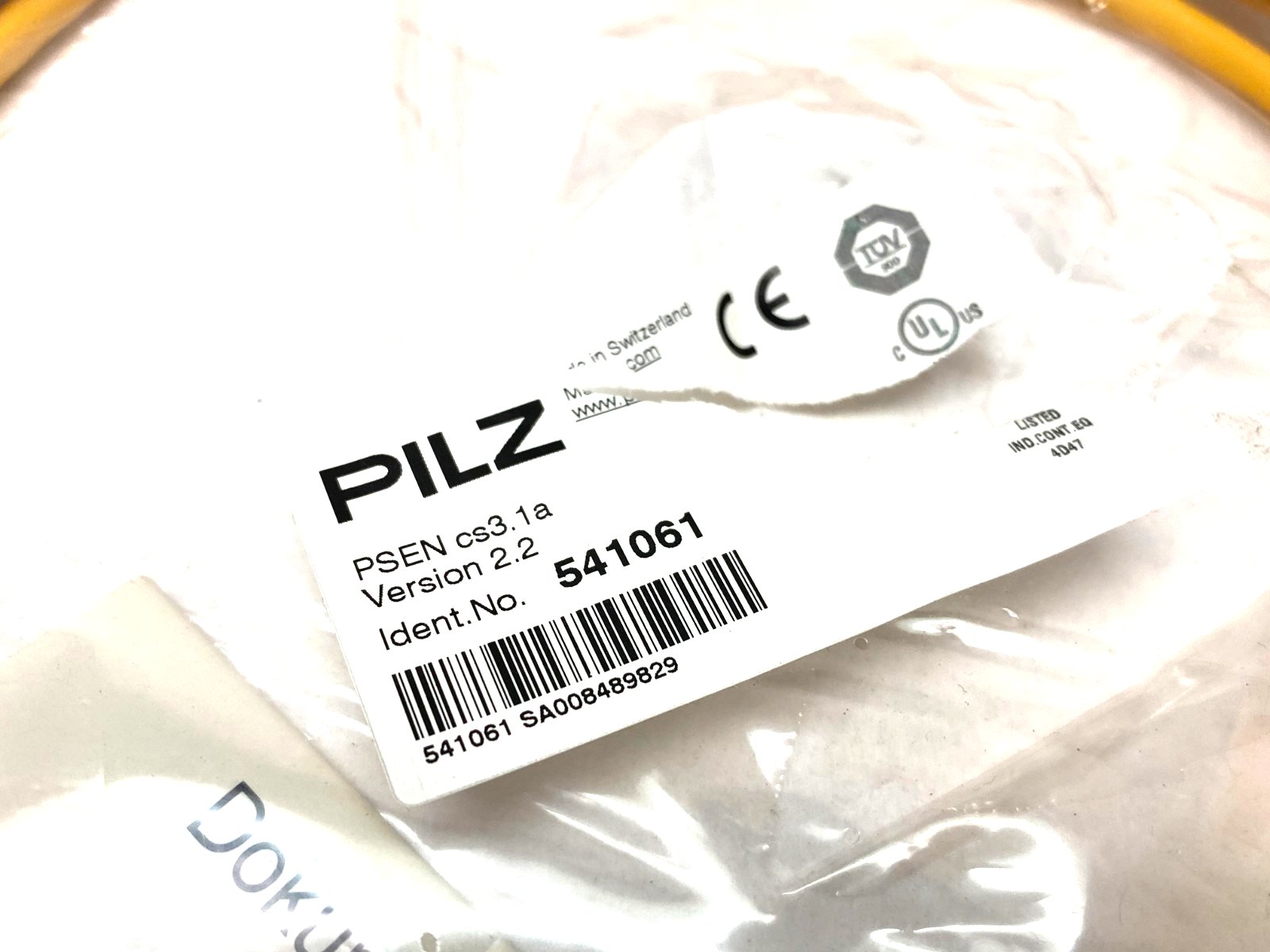Pilz PSEN cs3.1a 1switch RFID Coded Safety Switch, 2-Safe SC Outputs, 541061 - New – Open box - Maverick Industrial Sales