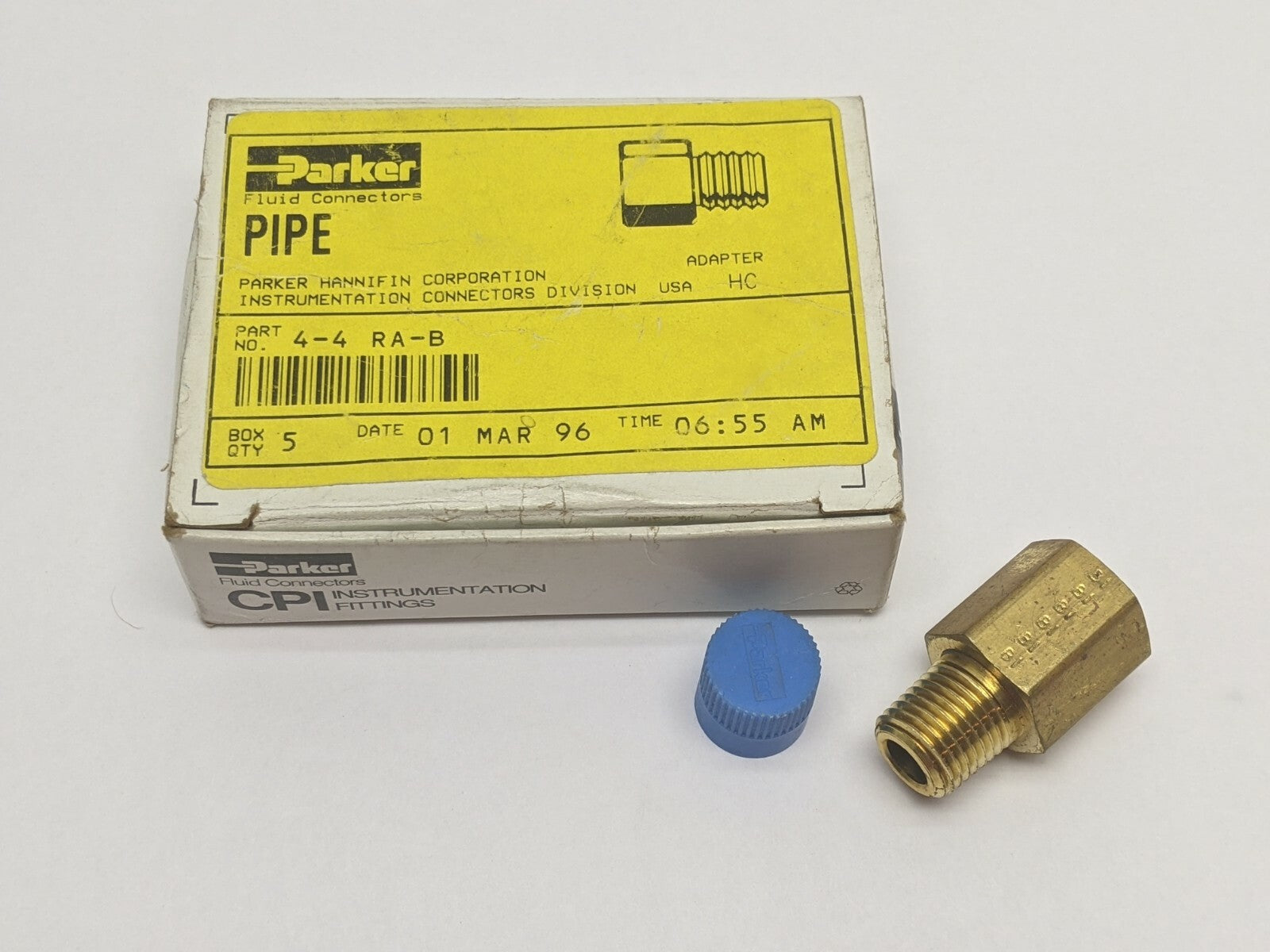 Parker 4-4 RA-B Brass Reducing Adapter 1/4 MNPT to 1/4 FNPT - New - Maverick Industrial Sales