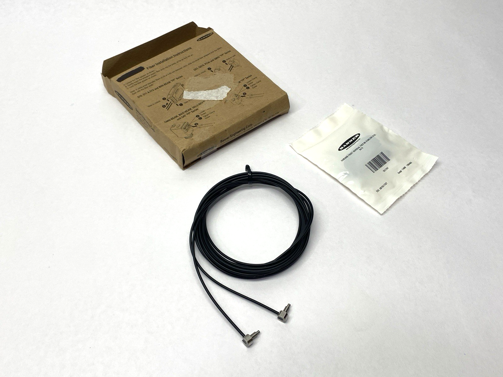 Banner PIAT46UHFMTA Double-Ended Fiber Optic Sensor 2m 73279 NO HARDWARE - Maverick Industrial Sales