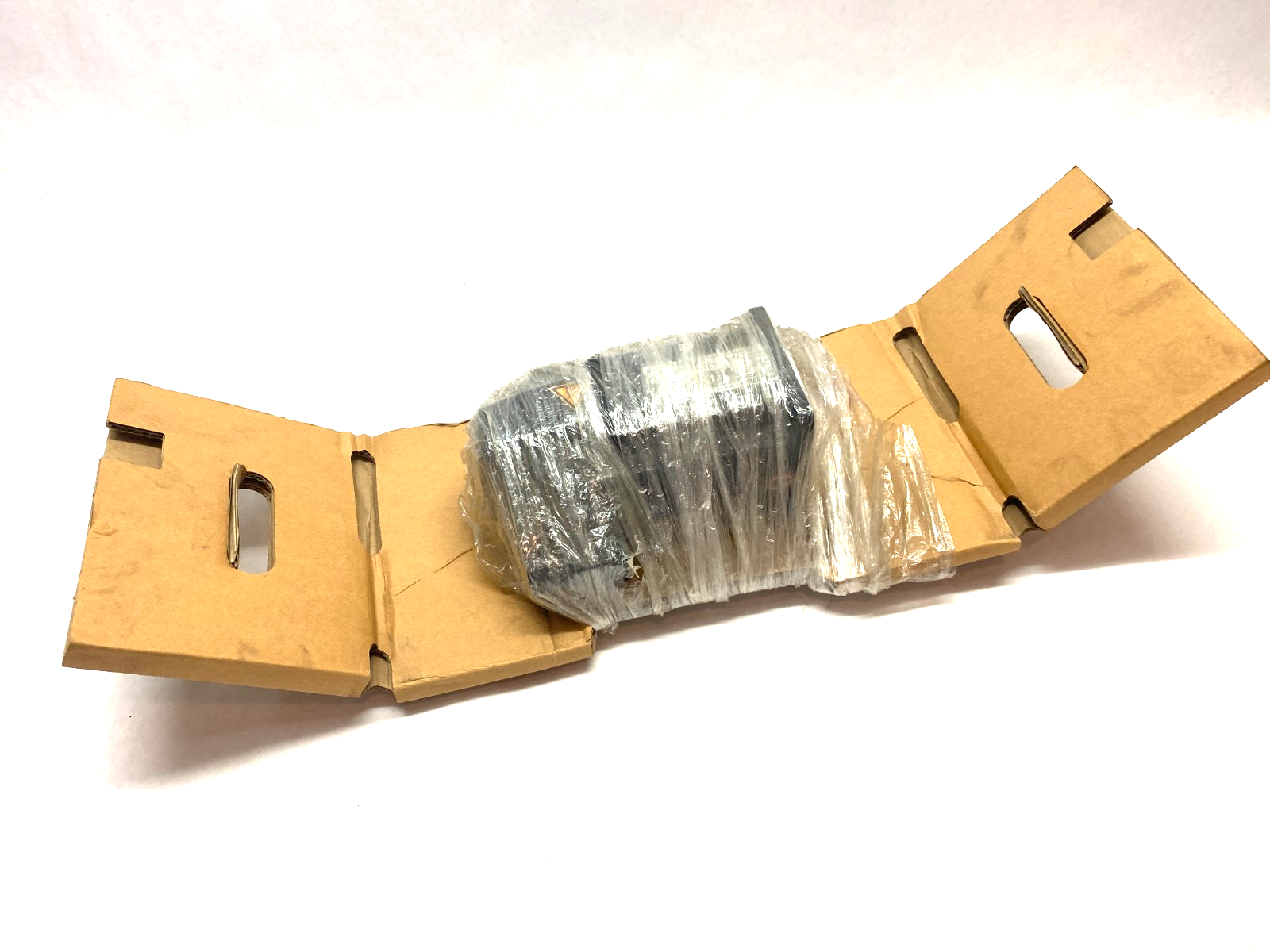 Bosch Rexroth R911384428 Synchronous Servo Motor MS2N05-B0BNN-CMSH0-NNNNN-NN - Maverick Industrial Sales