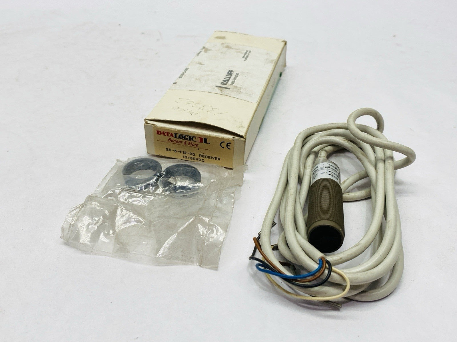Data Logic S5-5-F12-30 Photoelectric Sensor 10/30VDC - New – Open box - Maverick Industrial Sales