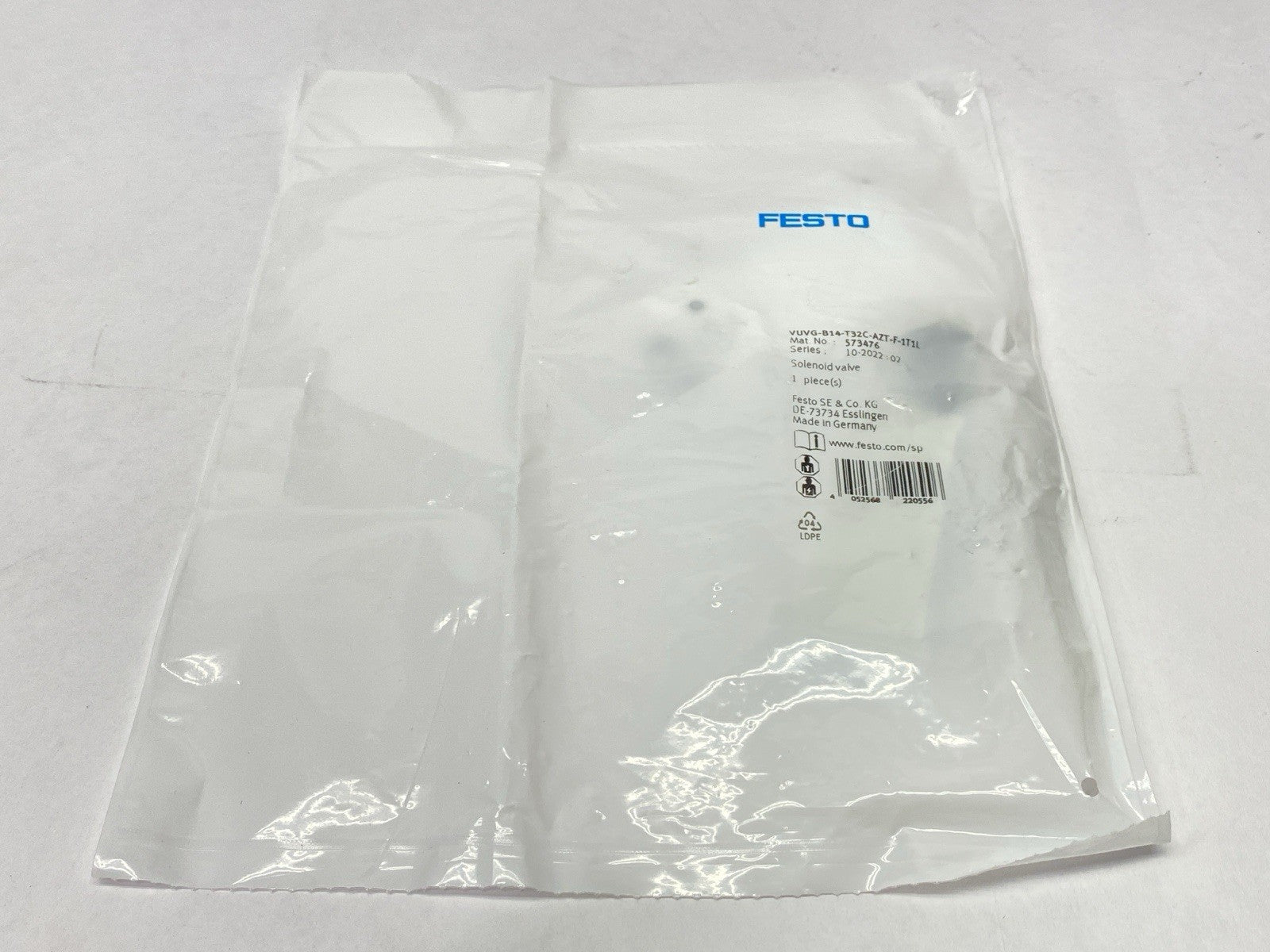 VUVG-B14-T32C-AZT-F-1T1L, 573476 Festo - New - Maverick Industrial Sales