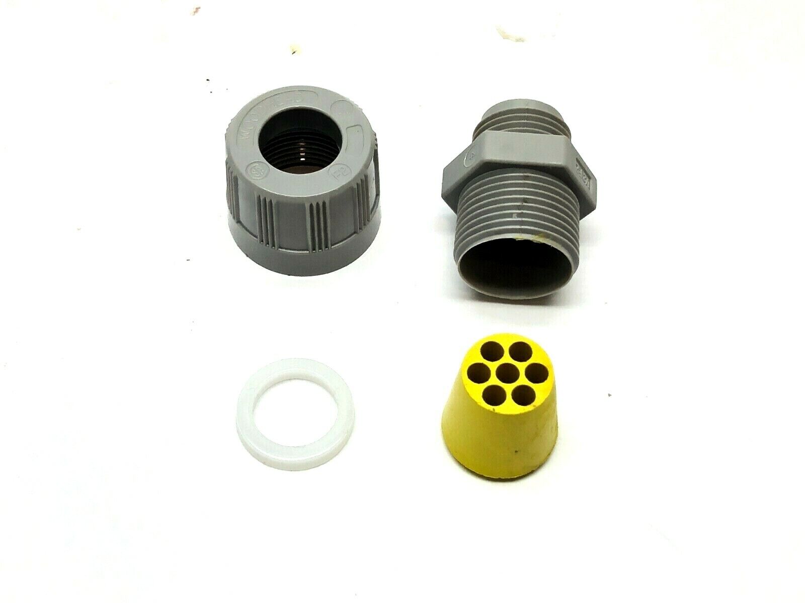 Woodhead 5594-006W Multi-Hole Strain Relief Connector 1/2" NPT - New – Open box - Maverick Industrial Sales