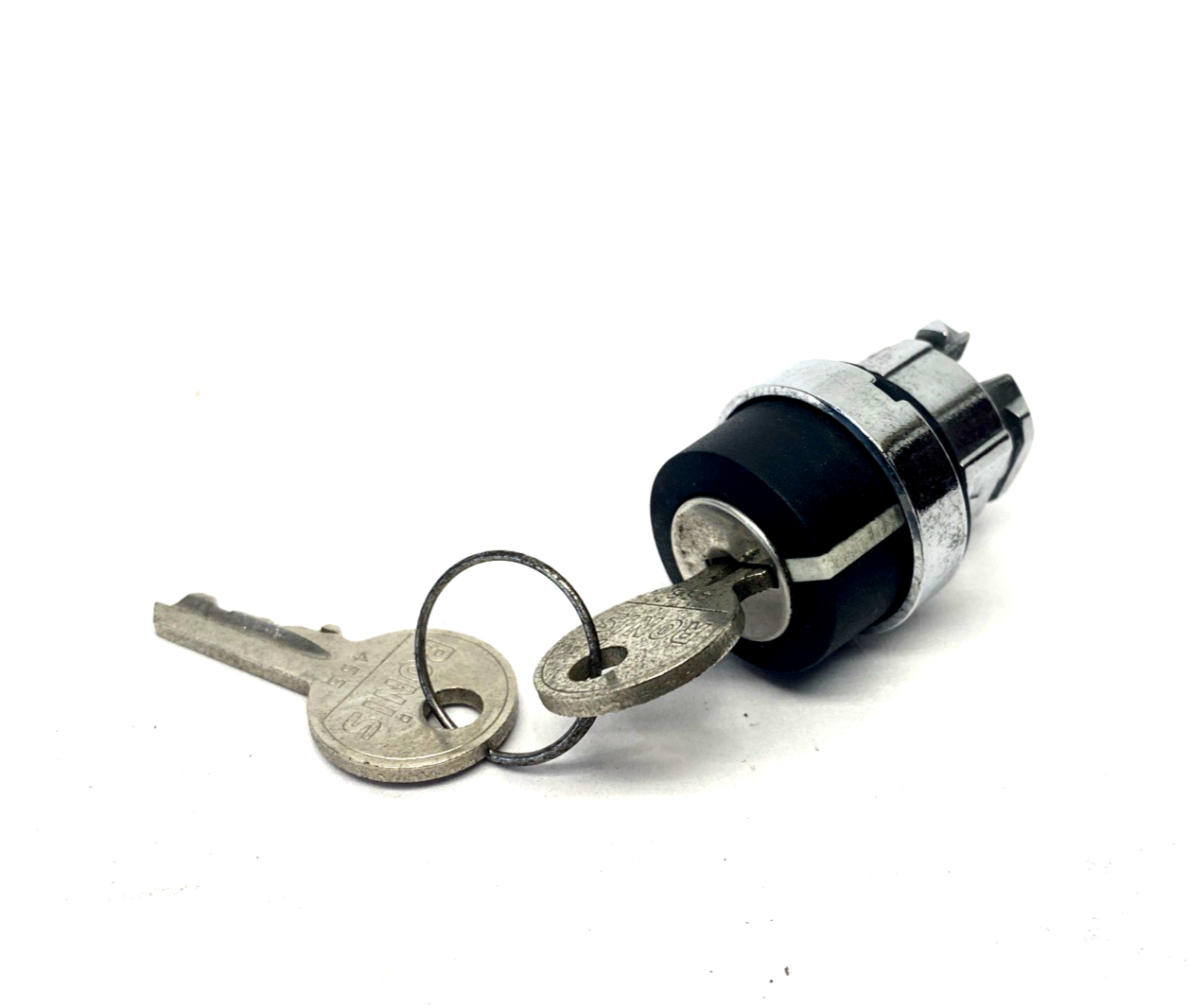 Telemecanique ZB4BG2 22mm Keyed Selector Switch, 2-Pos. Maintained 35467 - Maverick Industrial Sales