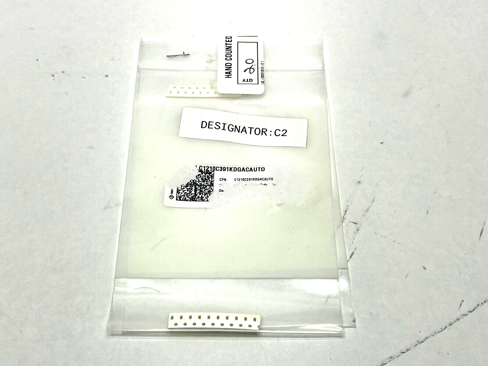 KEMET C1210C391KDGACAUTO Ceramic Capacitor 390 pF ±10% 1000V LOT OF 20 - Maverick Industrial Sales